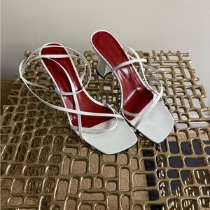BY FAR White Strappy Square-Toe Heeled Sandals with Red Insole